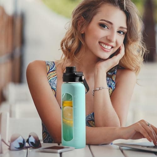BLUEGO Glaswasserflasche 900ml BPA-frei für Outdoor Aktivitäten
| CADRES Glasbecher mit Zeitmarkierung und Silikonschut