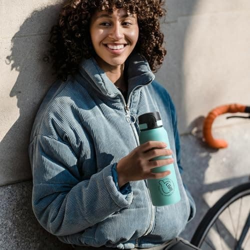 Thermosflasche UZSPACE Waldgrün Kinder 700ml Isolierte Edelstahl Trinkflasche 100% Auslaufsicher Outdoor Fitness Schule